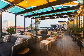 Trilogy Hotel Montgomery, Autograph Collection