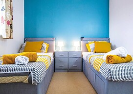 Inviting 2-bed Apartment in Wolverhampton