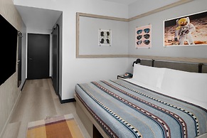 Moxy Houston Downtown