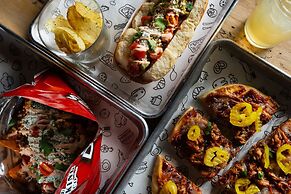 Moxy Houston Downtown