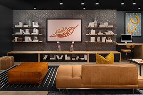 Moxy Houston Downtown