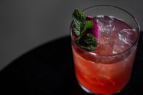 Moxy Houston Downtown