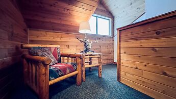 Hidden Bear Retreat Center