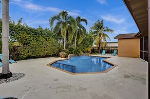 Cleveland Tropical Oasis & Private Pool