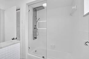 Cleveland Tropical Oasis & Private Pool