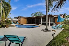 Cleveland Tropical Oasis & Private Pool