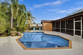 Cleveland Tropical Oasis & Private Pool