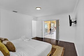 Cleveland Tropical Oasis & Private Pool