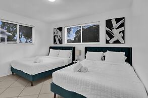 Cleveland Tropical Oasis & Private Pool