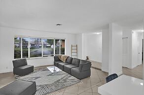 Cleveland Tropical Oasis & Private Pool