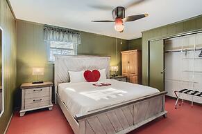 NEW- Family Friendly Ranch Home Near Nashville! (TA)