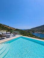 Villa Roya in Sivota