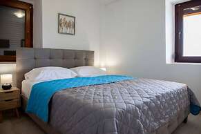 Agios Petros Apartments 2