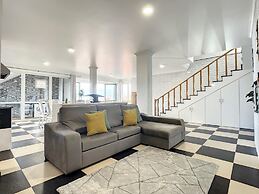 Paradise View by Atlantic Holiday