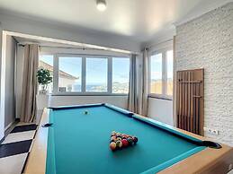 Paradise View by Atlantic Holiday