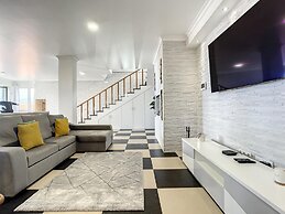 Paradise View by Atlantic Holiday