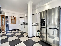 Paradise View by Atlantic Holiday