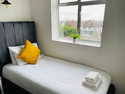 Woodford Hotel