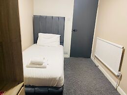 Woodford Hotel