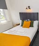 Woodford Hotel