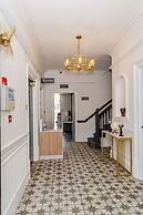 Woodford Hotel