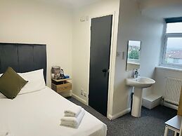 Woodford Hotel