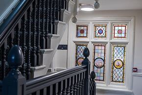 Woodford Hotel