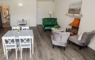 Woodford Hotel