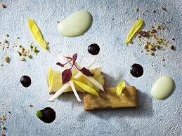 Lake Toya Tsuruga Resort Hikari no uta