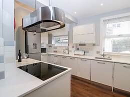 Tree of Life House, Number 27 Bere Lane