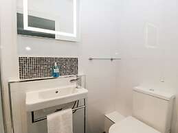 Tree of Life House, Number 27 Bere Lane