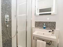 Tree of Life House, Number 27 Bere Lane