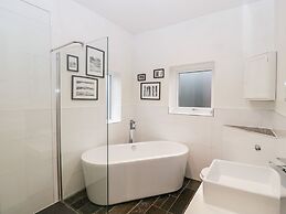 Tree of Life House, Number 27 Bere Lane