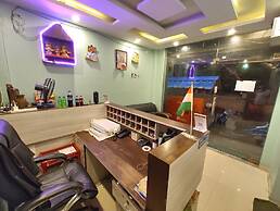 Goroomgo Jagdish Palace Puri