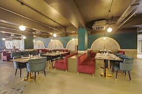 Sunday Hotel Vadodara