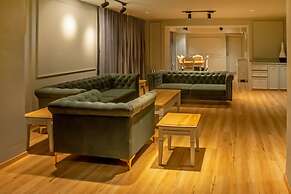 Sunday Hotel Vadodara