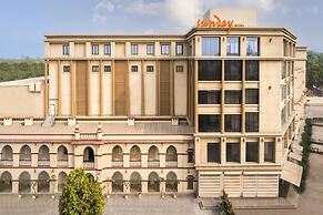 Sunday Hotel Vadodara