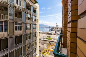 Piazza Municipio Blue Apartment by Wonderful Italy