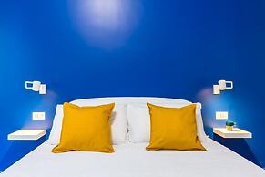 Piazza Municipio Blue Apartment by Wonderful Italy