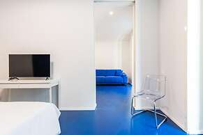 Piazza Municipio Blue Apartment by Wonderful Italy