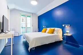 Piazza Municipio Blue Apartment by Wonderful Italy