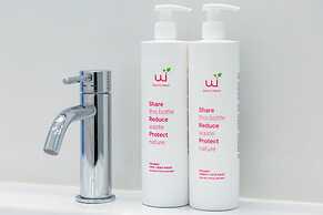 Piazza Municipio Blue Apartment by Wonderful Italy