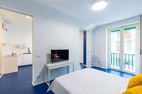 Piazza Municipio Blue Apartment by Wonderful Italy