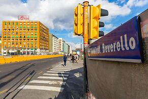 Piazza Municipio Blue Apartment by Wonderful Italy