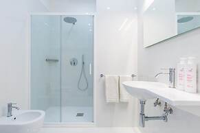 Piazza Municipio Blue Apartment by Wonderful Italy