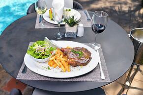 Ezulwini Villa Hotel