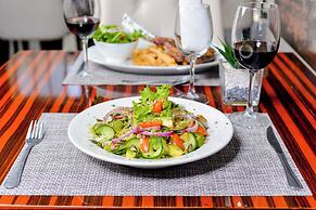 Ezulwini Villa Hotel