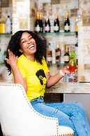 Ezulwini Villa Hotel