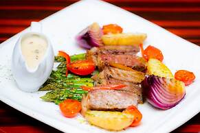 Ezulwini Villa Hotel