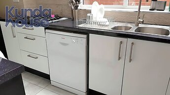 Kunda House Bournbrook